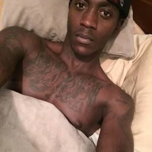 Meet your Posher, Devin